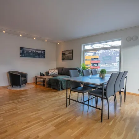 Arctic Homes - Seafront Overlook Apartamento Tromsø